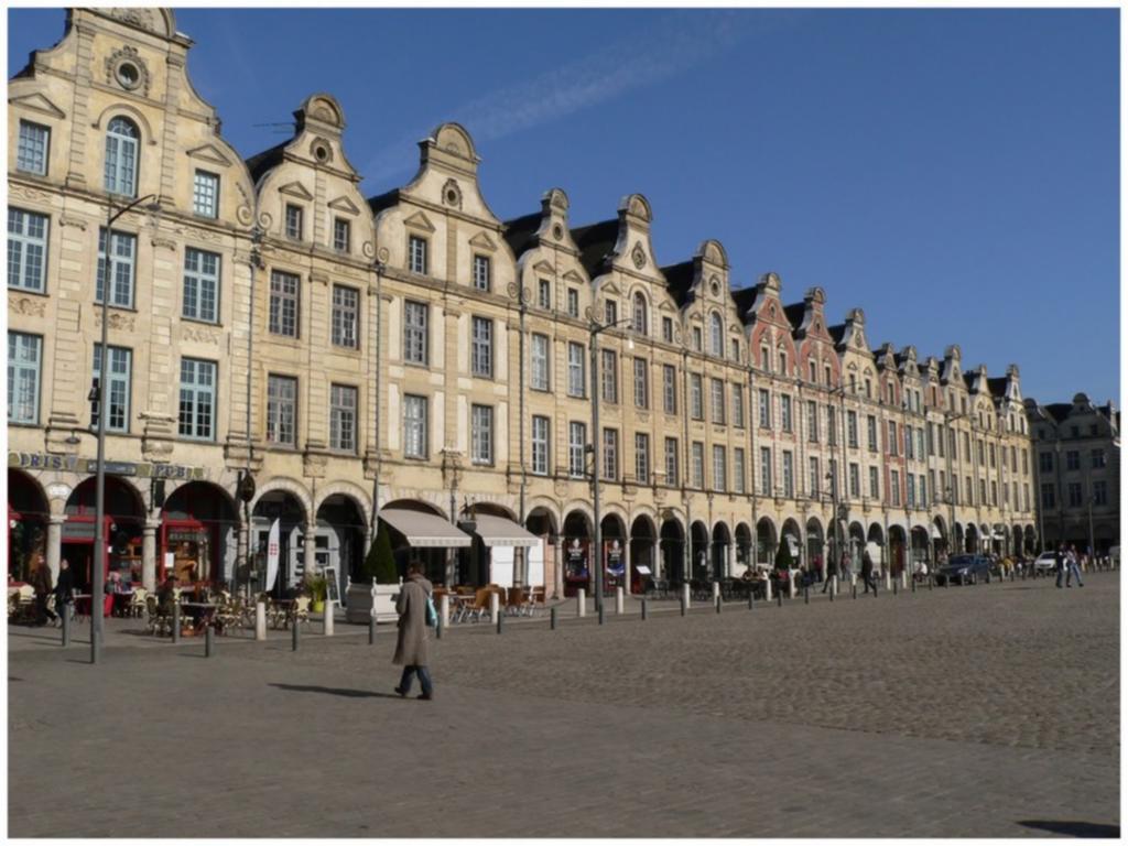 Hotel Moderne Arras Buitenkant foto