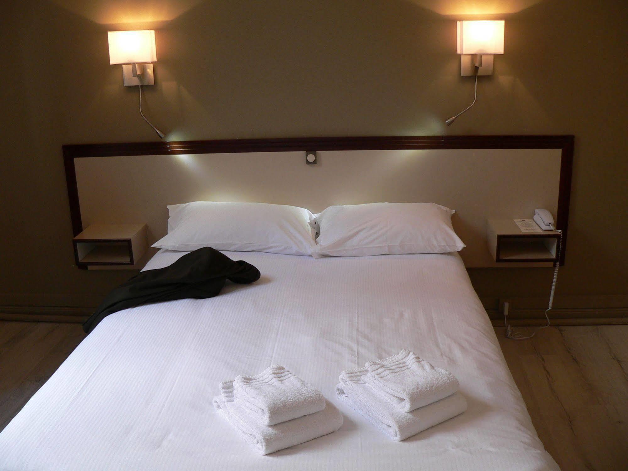 Hotel Moderne Arras Buitenkant foto